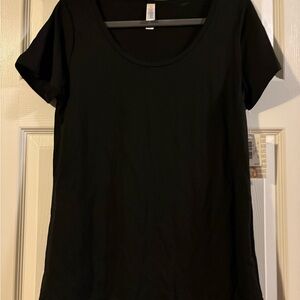 LuLaRoe Black Short Sleeve Top